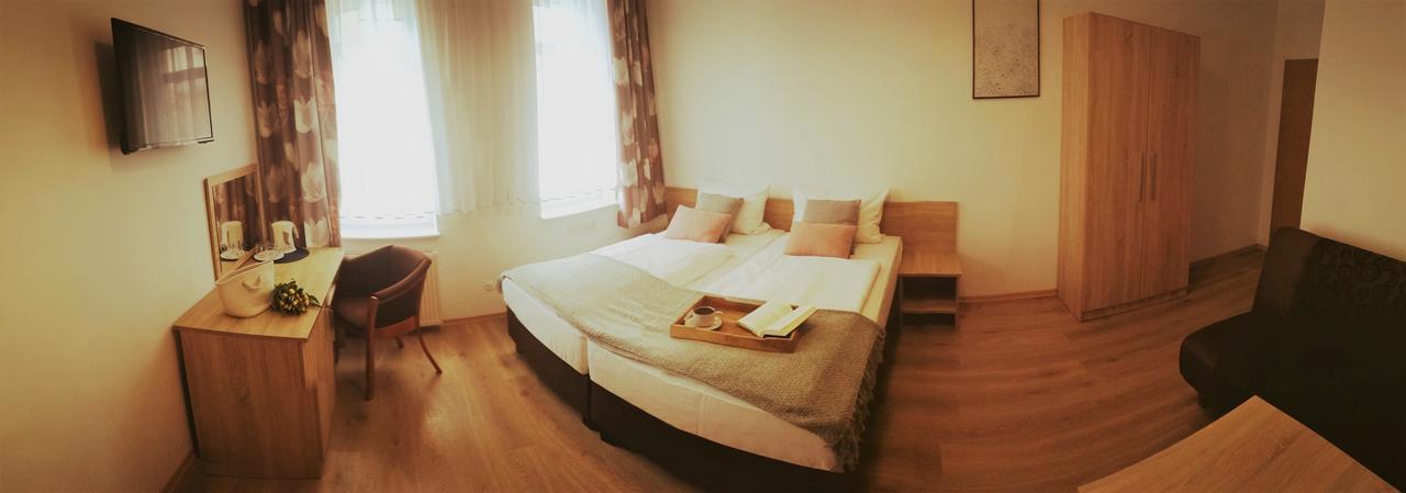 Bed and Breakfast Azalia Ustronie Morskie Exterior foto