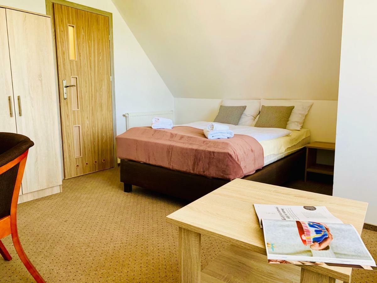 Bed and Breakfast Azalia Ustronie Morskie Exterior foto